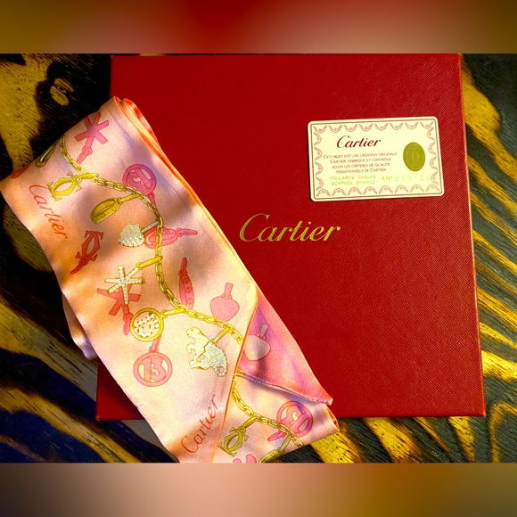 Beautiful Cartier Twilly Allover Chain Pattern Silk Scarf w/ Box - Picture 2 of 8